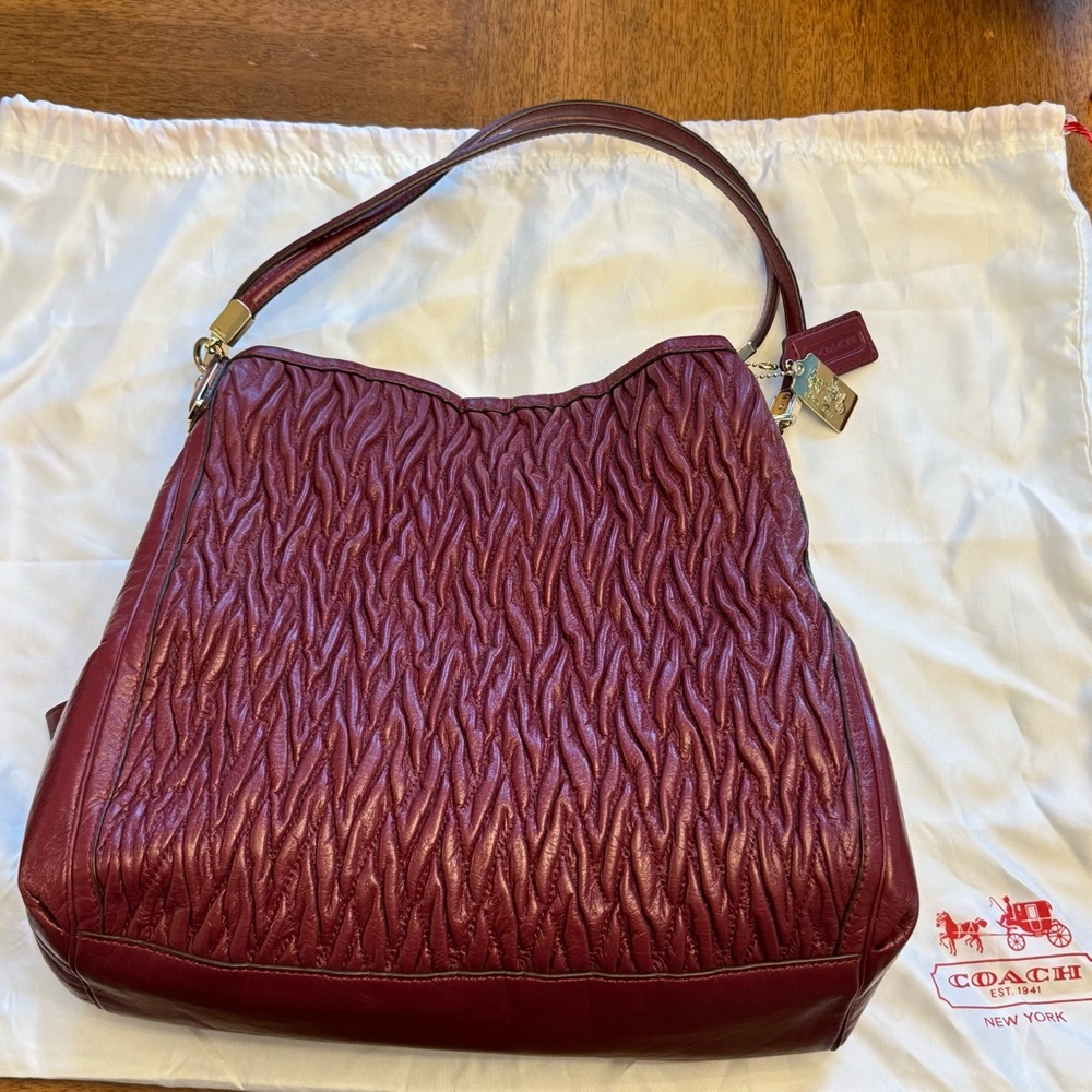 Madison Phoebe Shoulder Bag - COACH